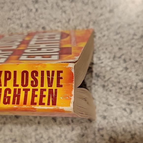 Explosive Eighteen  by Janet Evanovich - Picture 4 of 4